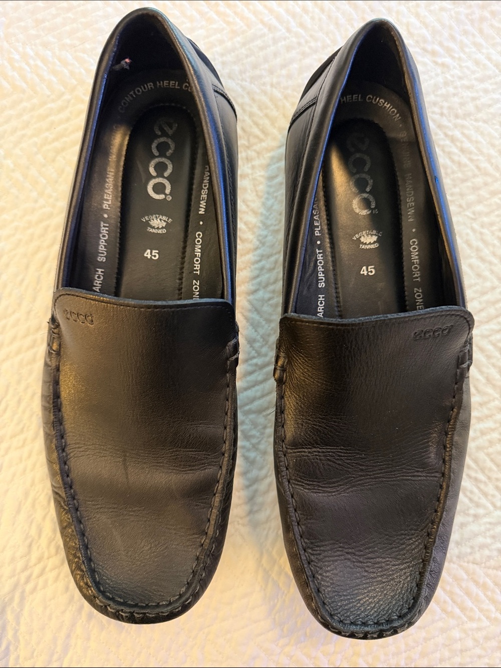 Ecco Black Leather Slip-On Loafers